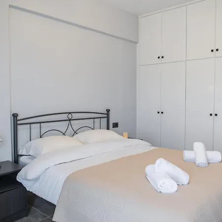 Blue Angel 2 Bedroom With Sea View