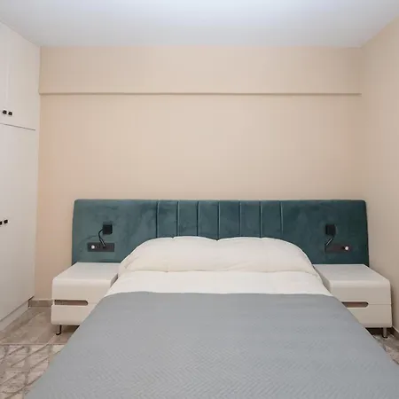 Blue Angel 2 Bedroom With Sea View Apartmán *