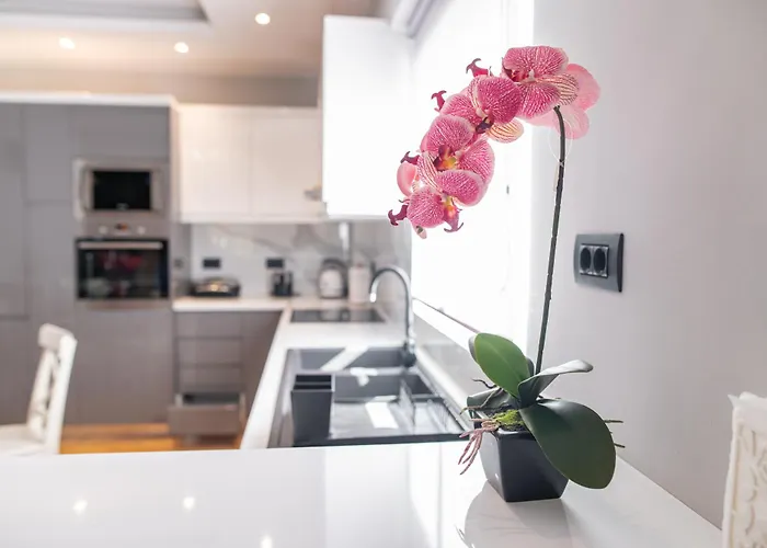 아파트 Blue Angel 2 Bedroom With Sea View