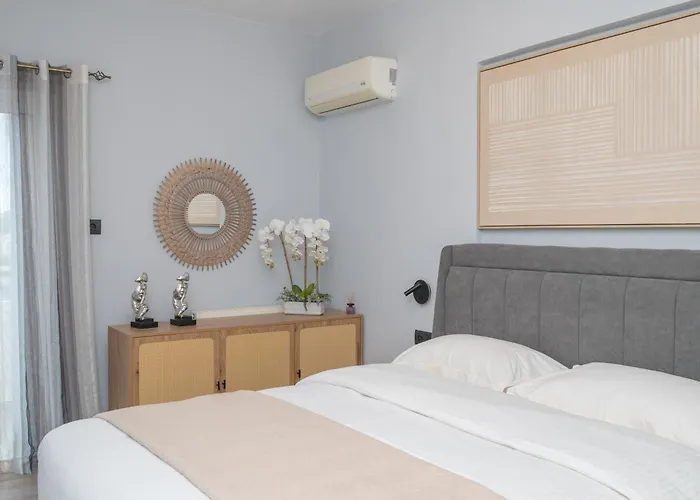 아파트 Blue Angel 2 Bedroom With Sea View