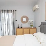 Blue Angel 2 Bedroom With Sea View Apartman