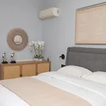 Blue Angel 2 Bedroom With Sea View